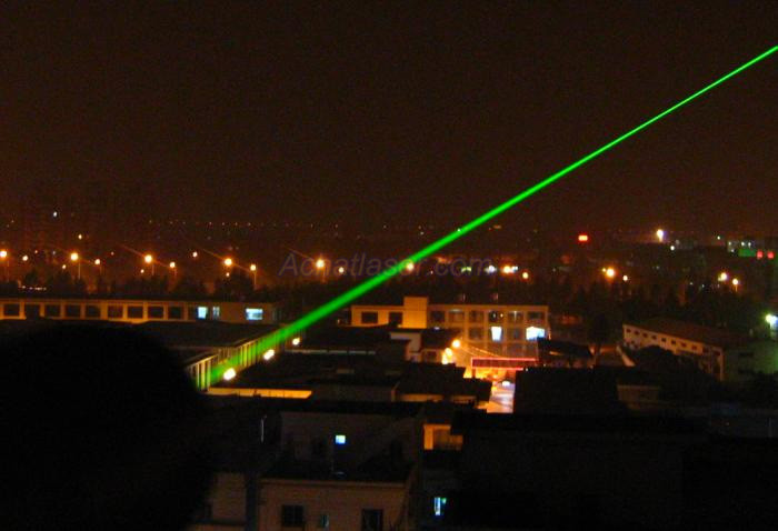 pointeur laser vert 200mw