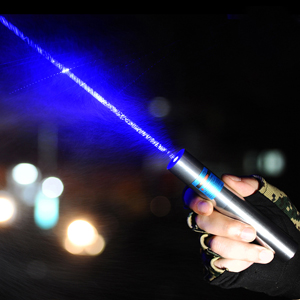 Focus rétractable laser pointeur vert