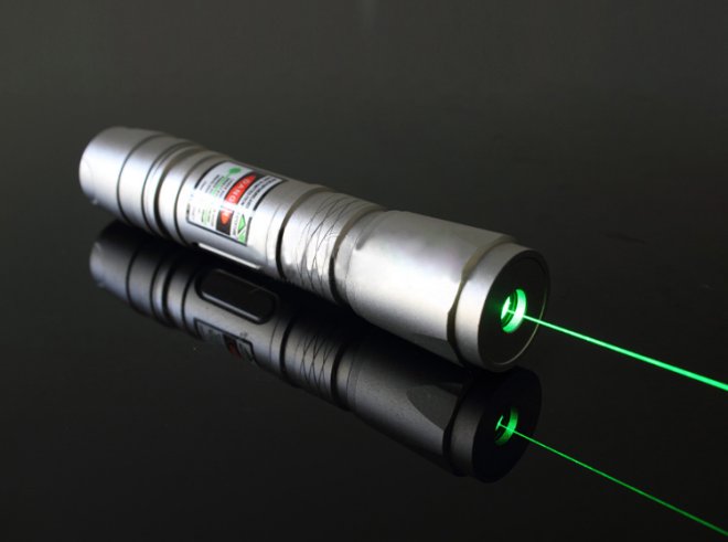 Pointeur laser vert puissant 10000m 532nm haute puissance, lumière